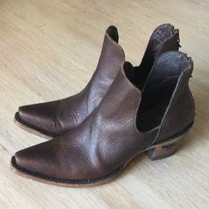 Lane Western booties